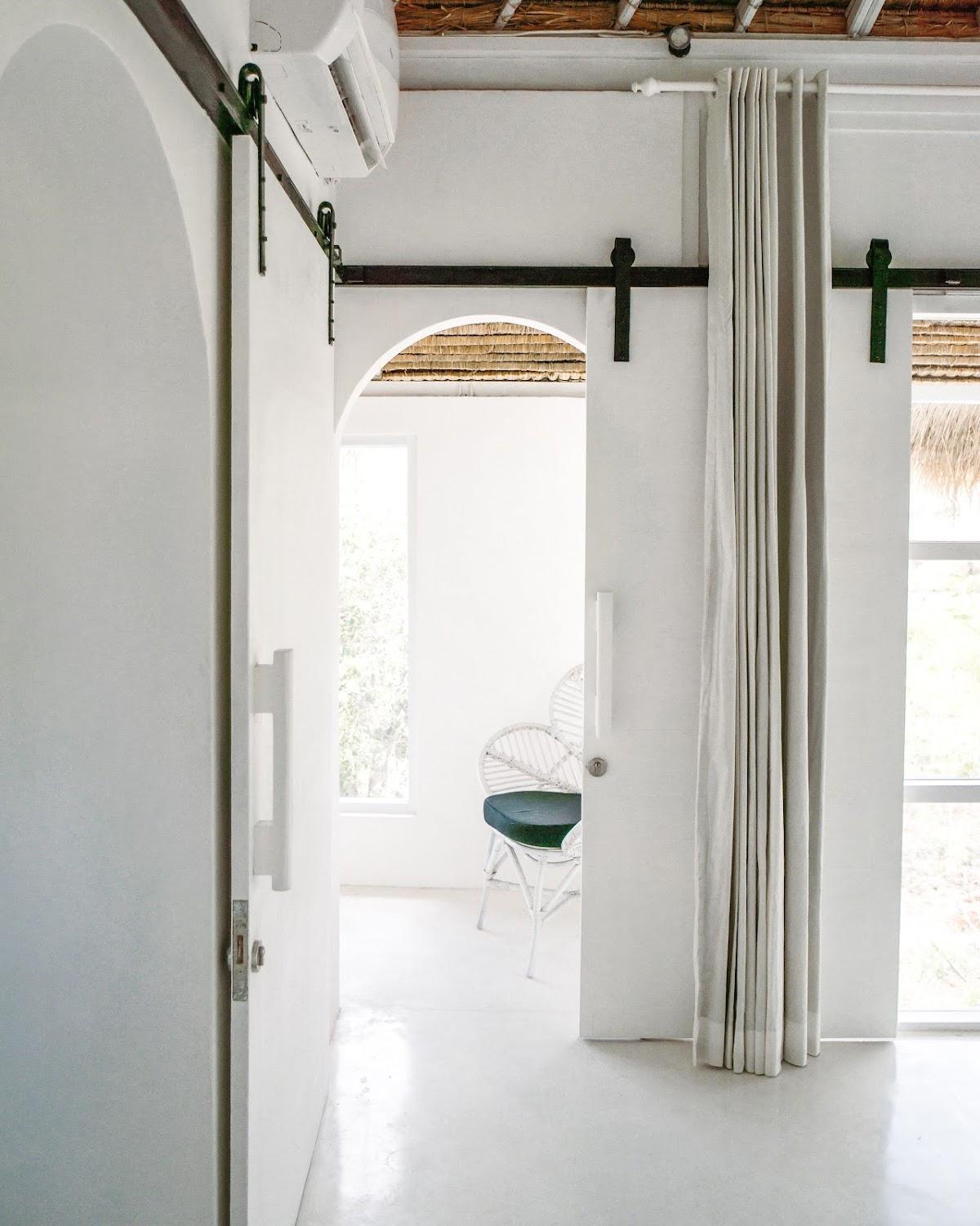 Cover Image for White Palm Hotel Bali