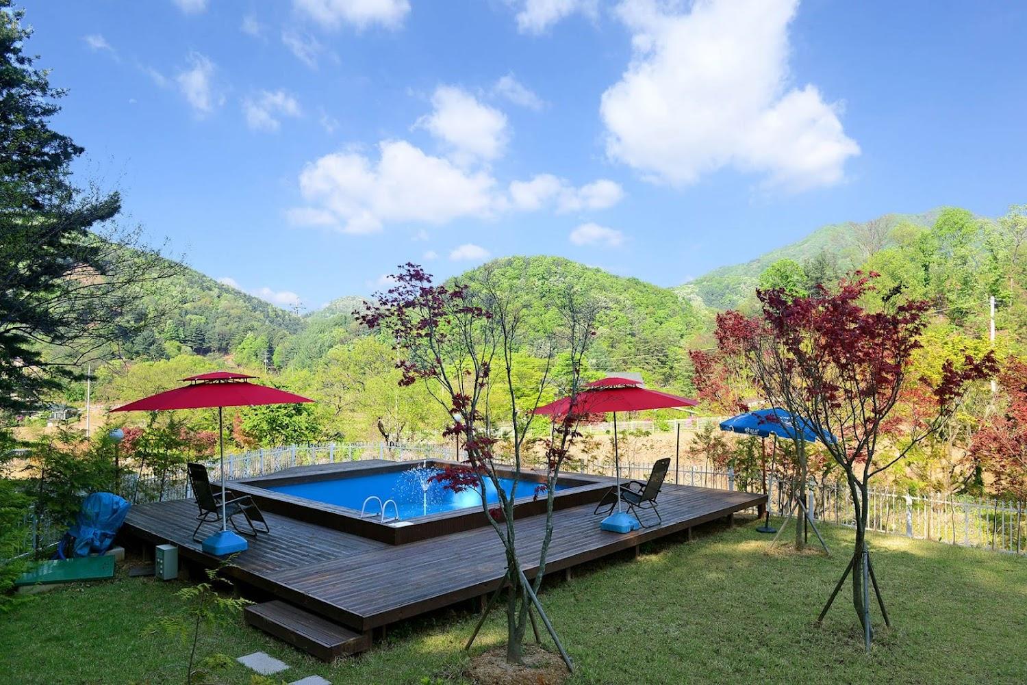Cover Image for 펜션 랏지하우스