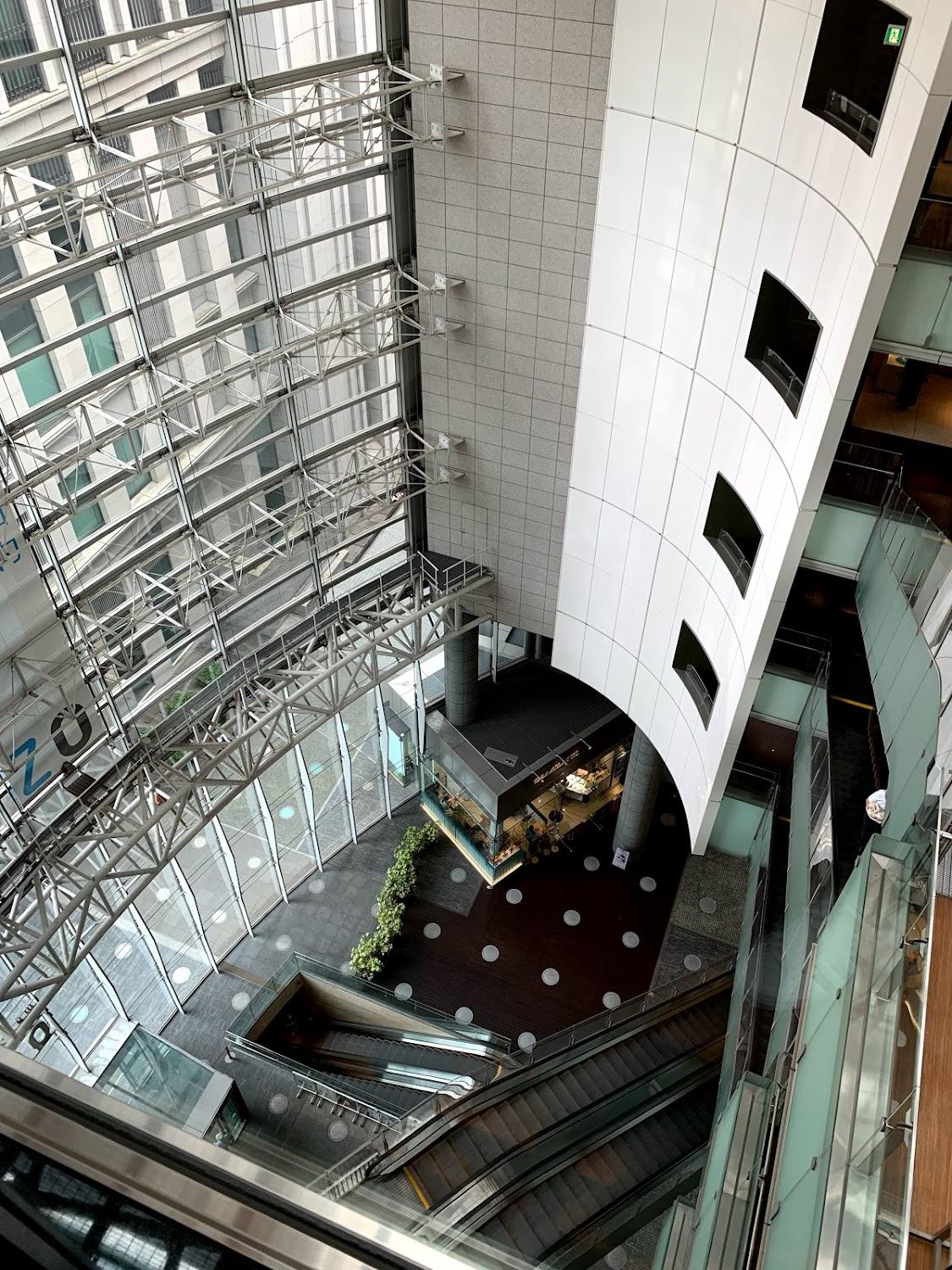 Cover Image for Marunouchi Hotel