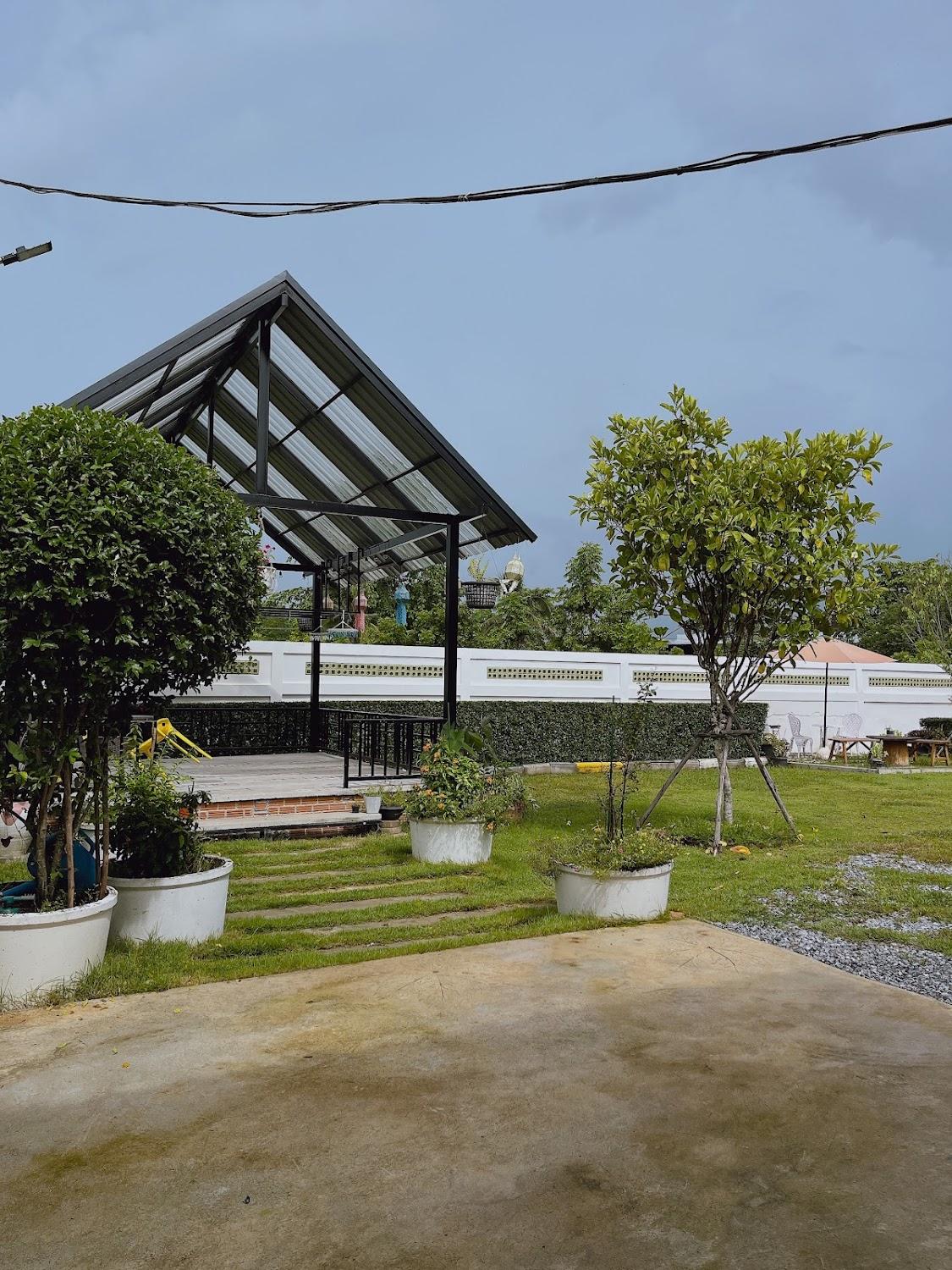 Cover Image for บ้านกังหันลมรีสอร์ท