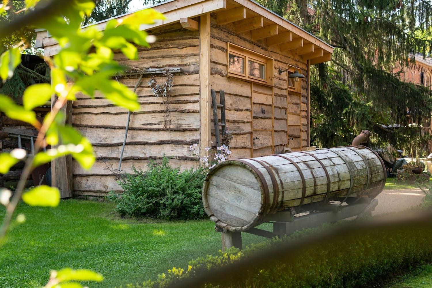 Cover Image for Gut Leben Landresort GmbH