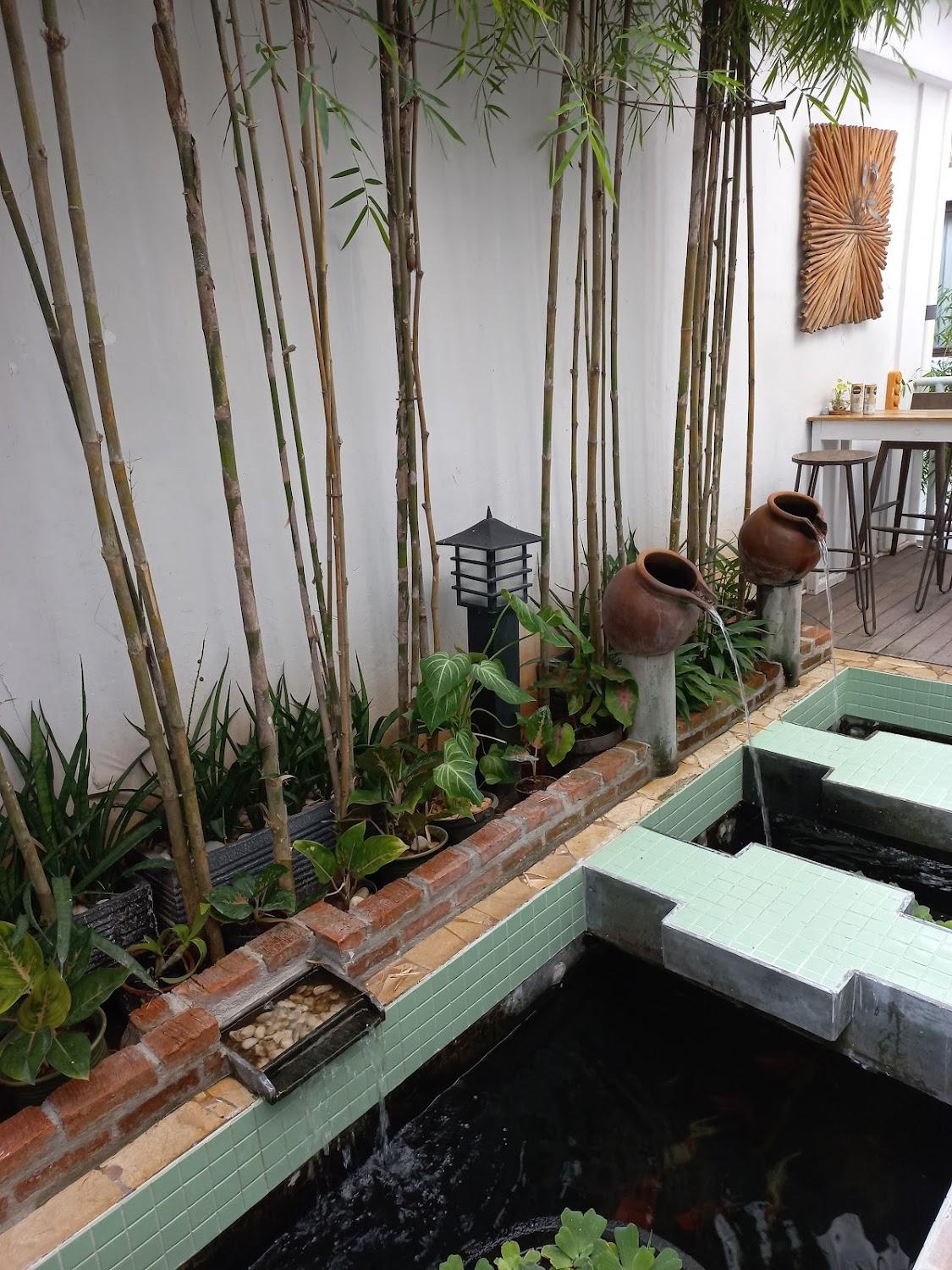 Cover Image for Urbanest Inn House Slipi - Exclusive Kost and Homestay | Jakarta Barat, Indonesia
