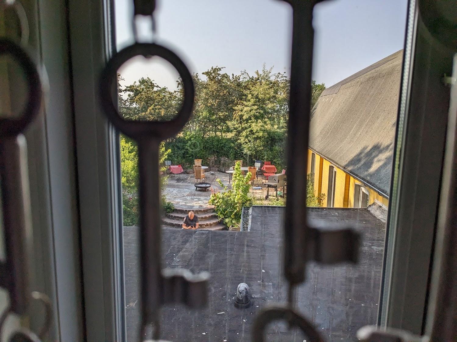 Cover Image for Lindenhof ChezArtistes