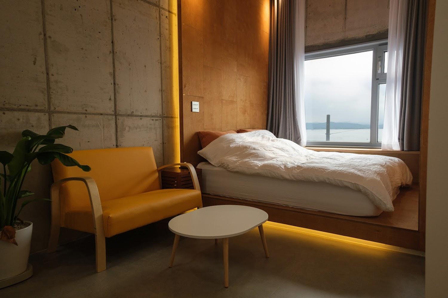 Cover Image for Sorang Hotel