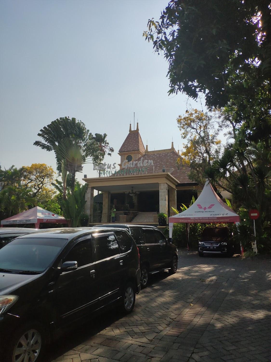Cover Image for Airy Mojoroto Jaksa Agung Suprapto 26 Kediri