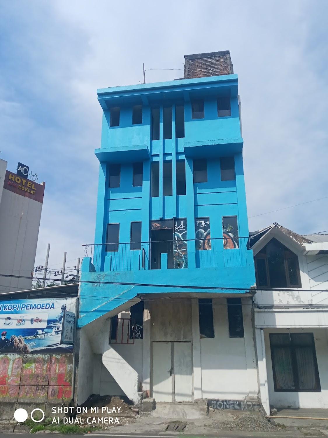 Cover Image for Kost Biru