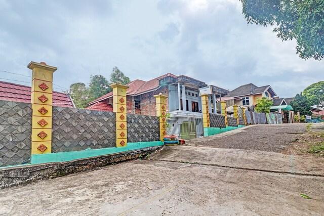 Cover Image for OYO 91886 Bfs Homestay Syariah