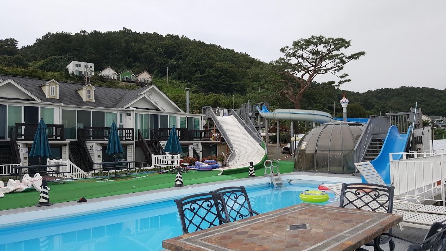 Cover Image for 마리펜션