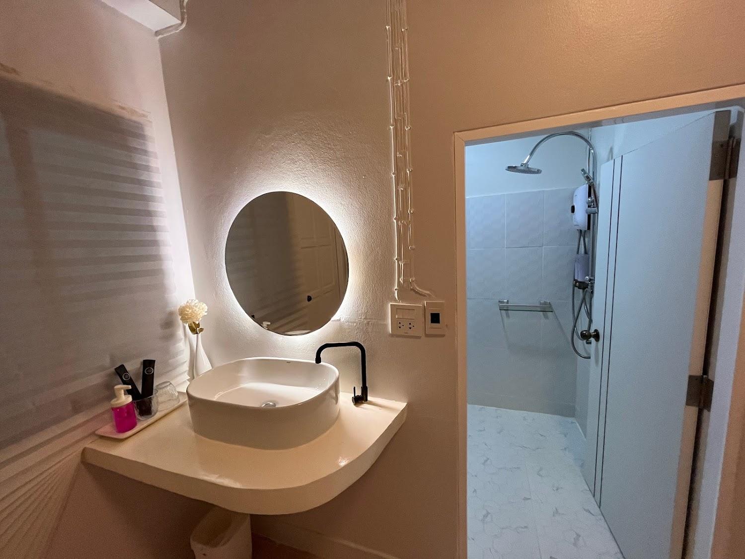 Cover Image for 24Rooms Nakhonsawan