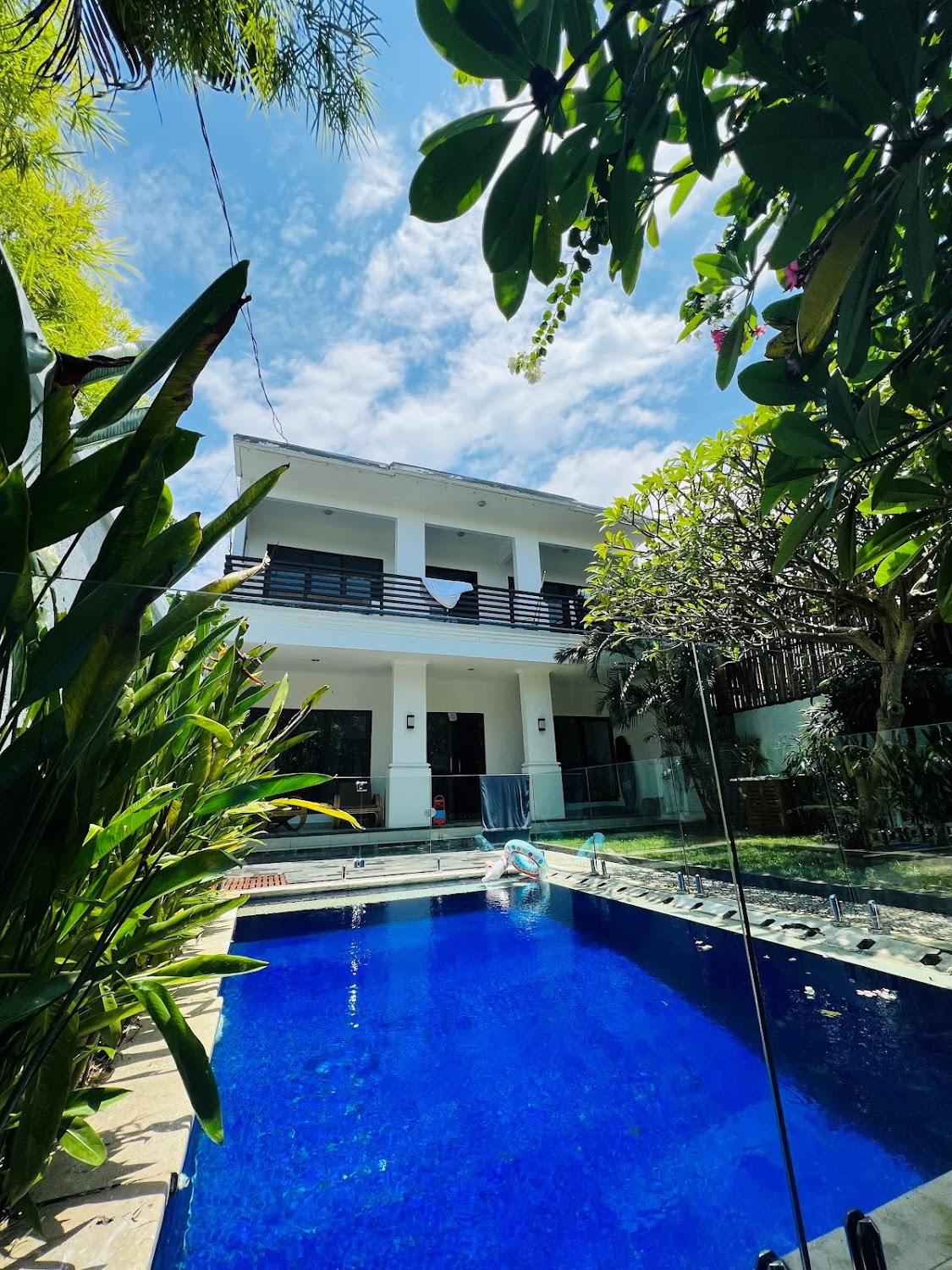 Cover Image for Peaceful Retreat 3 Bedrooms Villa Nelayan Beach