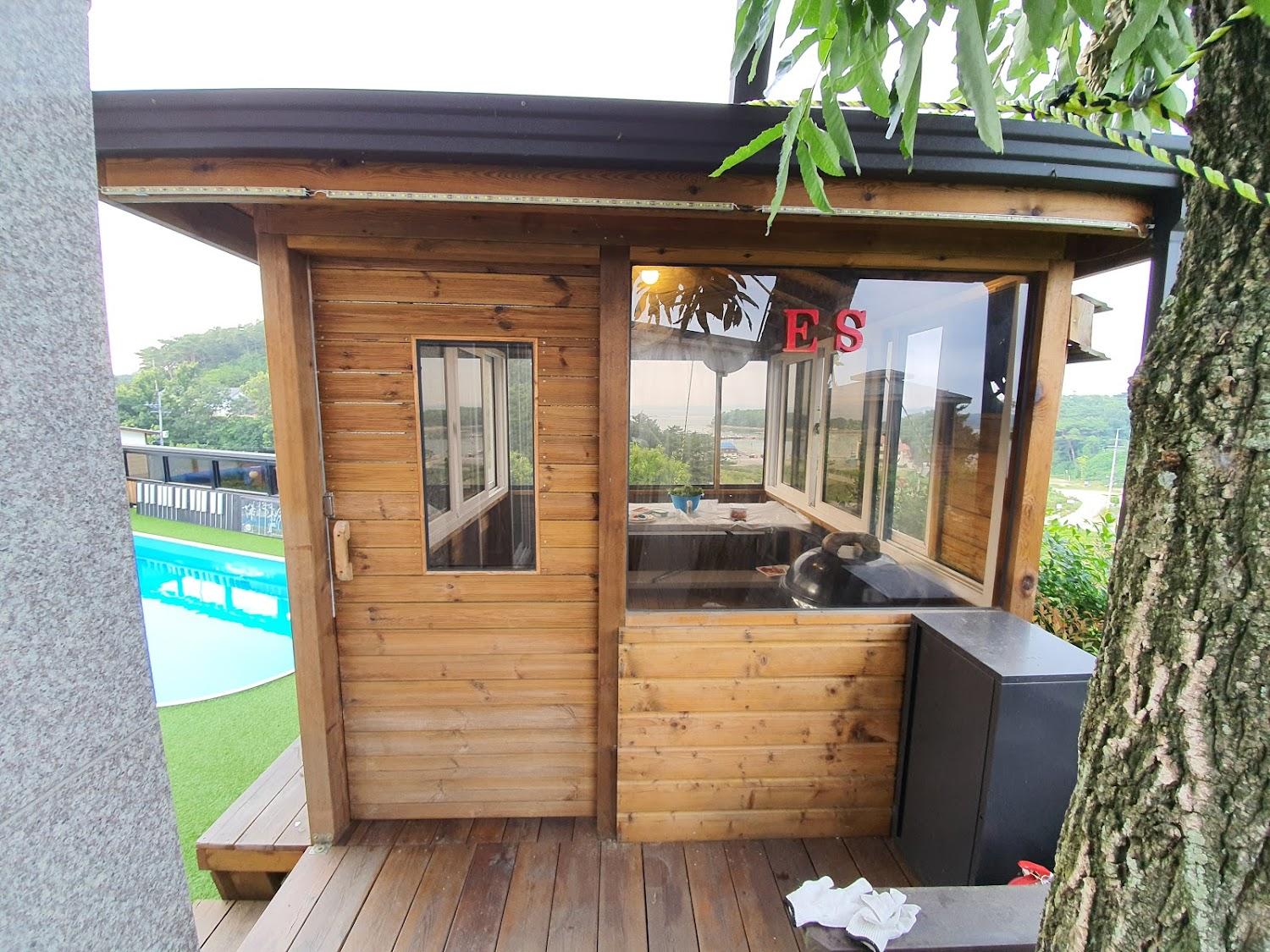Cover Image for Nium Cotton Tree Bed and Breakfast