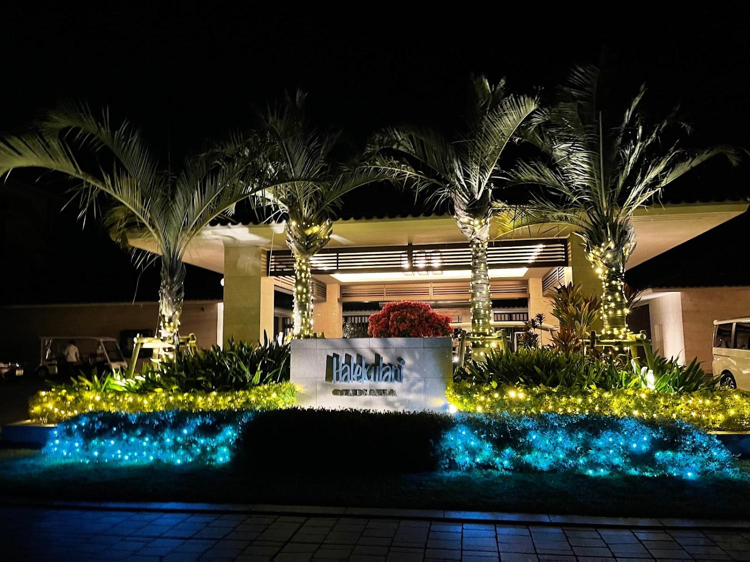Cover Image for Halekulani Okinawa