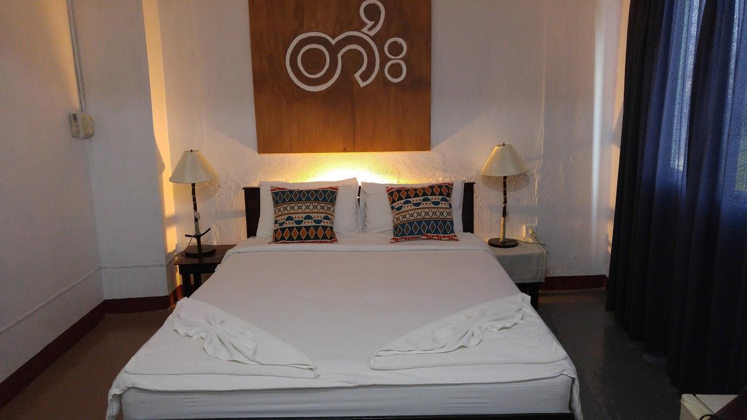 Cover Image for Yoont Hotel