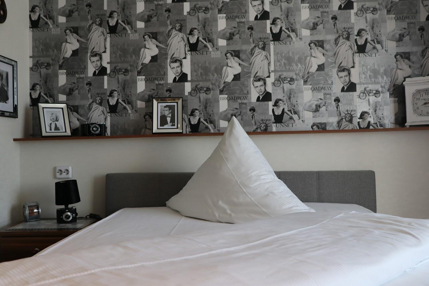 Cover Image for Boulevardhotel "Sängerstadt" Neu: Alle Zimmer klimatisiert!