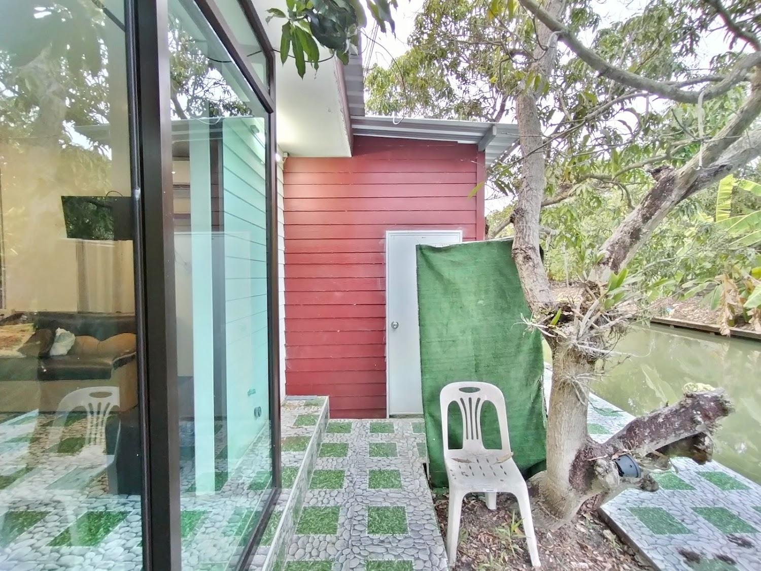 Cover Image for บ้านสายน้ำรีสอร์ท