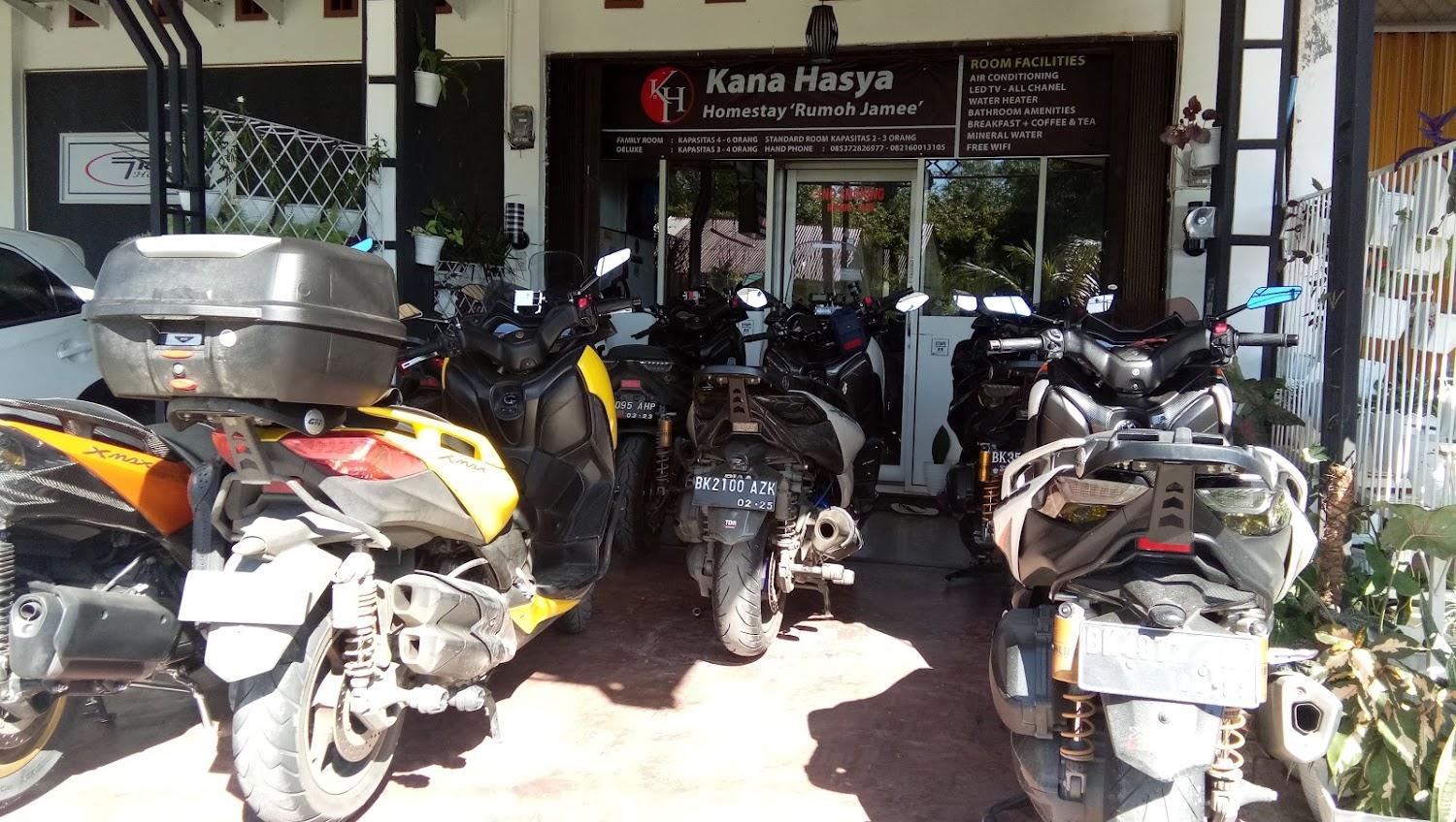 Cover Image for Penginapan KANA HASYA HOMESTAY "Rumoh Jamee"