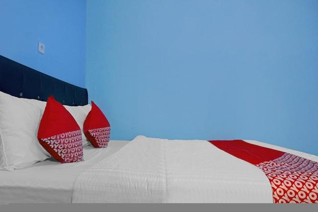 Cover Image for OYO 90594 Fajar Inn