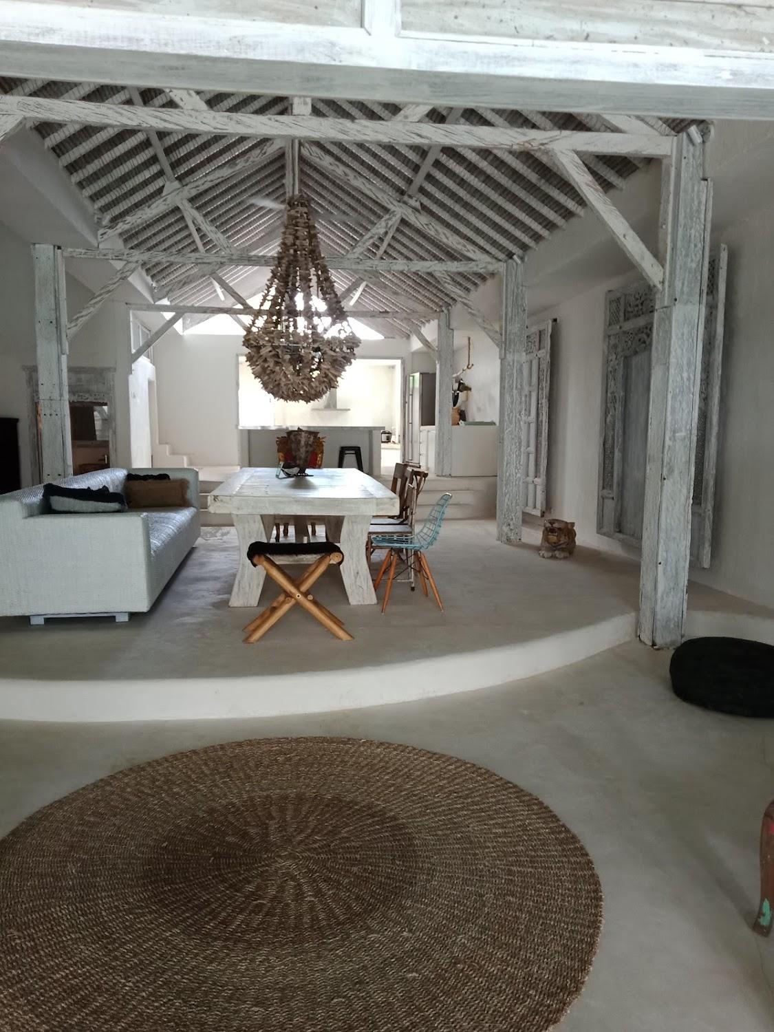Cover Image for Sal Villa
