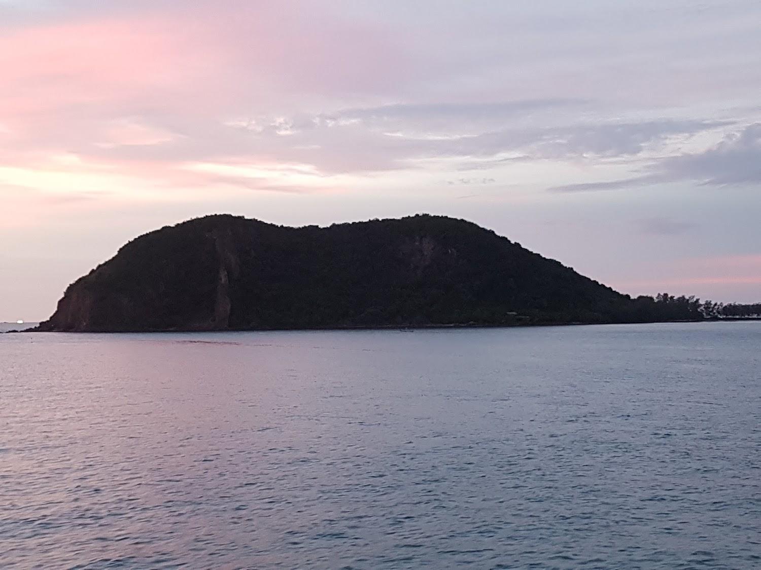 Cover Image for Island View Hotel