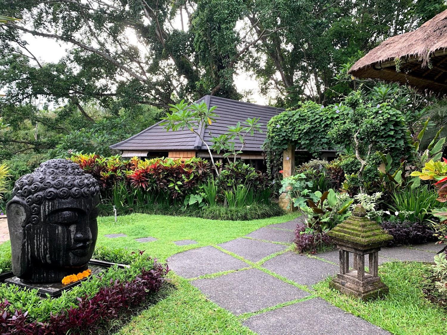 Cover Image for Hotel Bunga Permai
