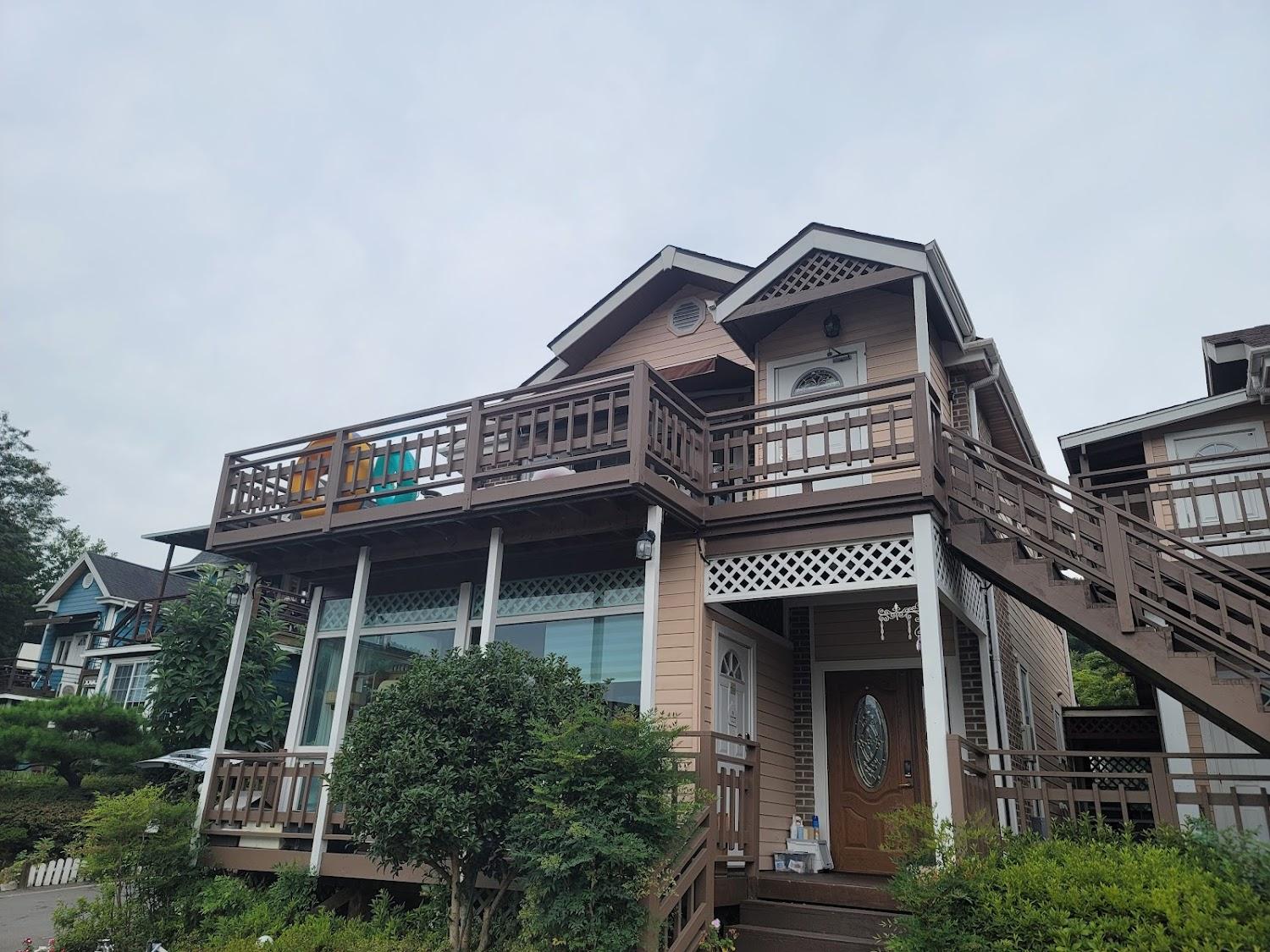 Cover Image for 경주 아델리아 펜션 & 우드글램핑