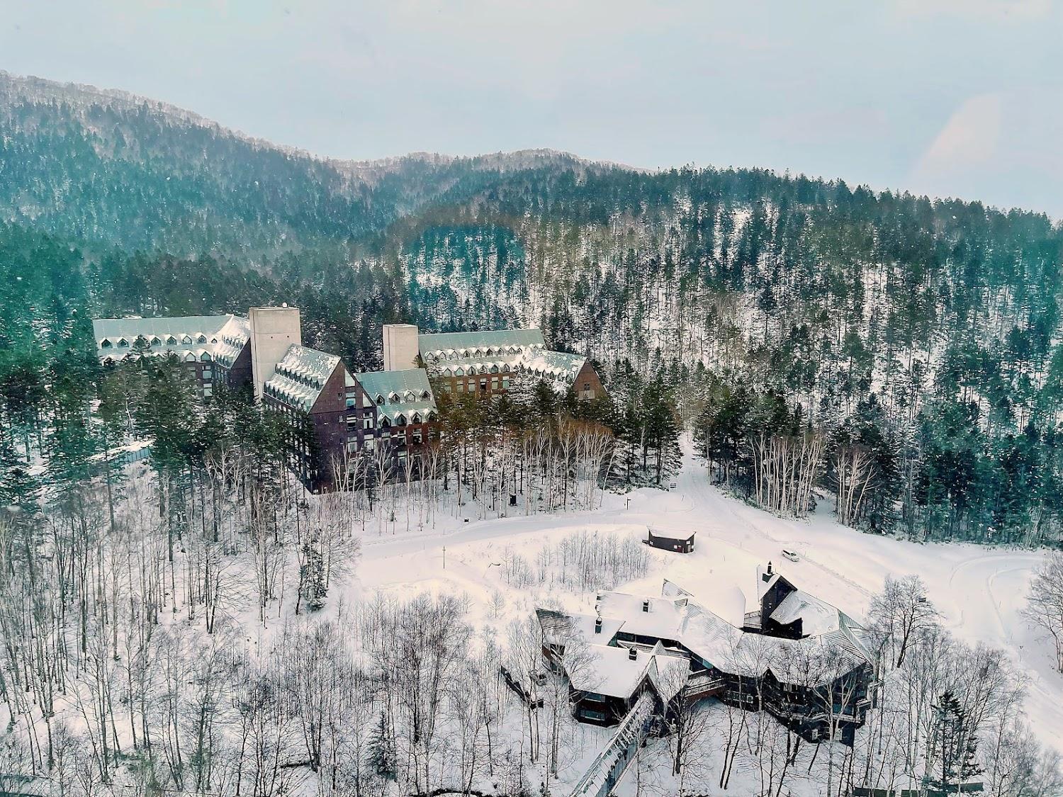 Cover Image for Hoshino Resorts Tomamu The Tower
