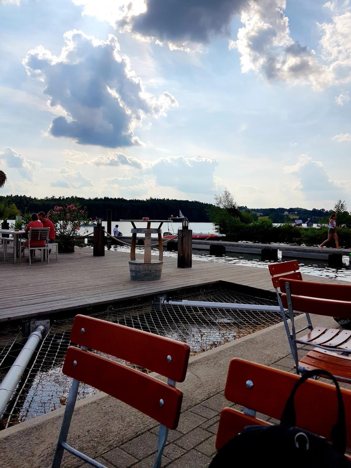 Cover Image for Traum - Ferienwohnungen am Brombachsee im Seehotel "Zur Hopfenkönigin"