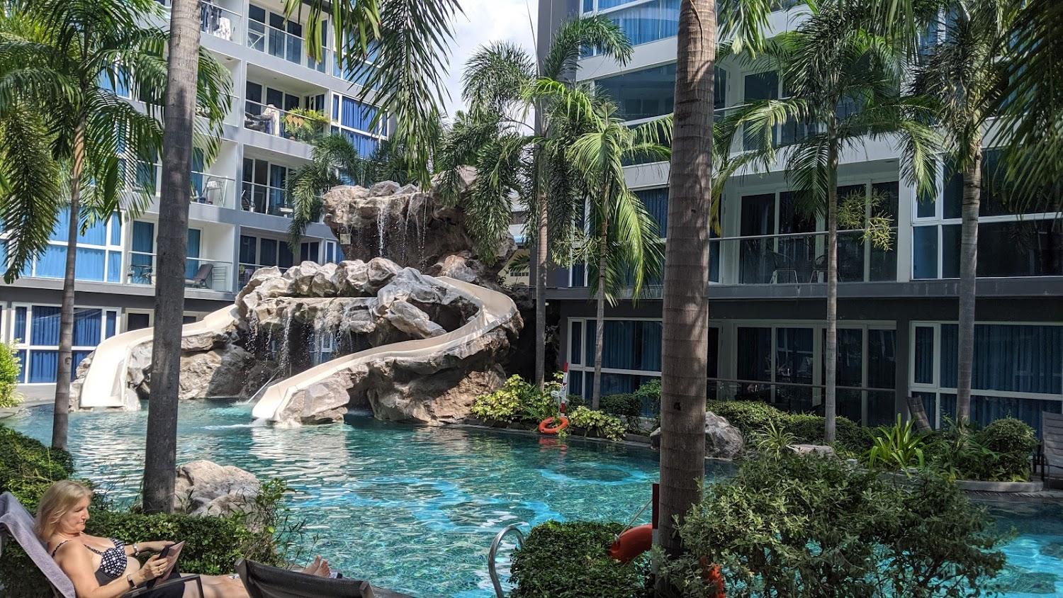 Cover Image for Centara Life Avenue Hotel Pattaya