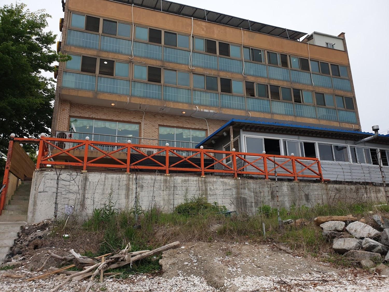 Cover Image for 푸른섬펜션