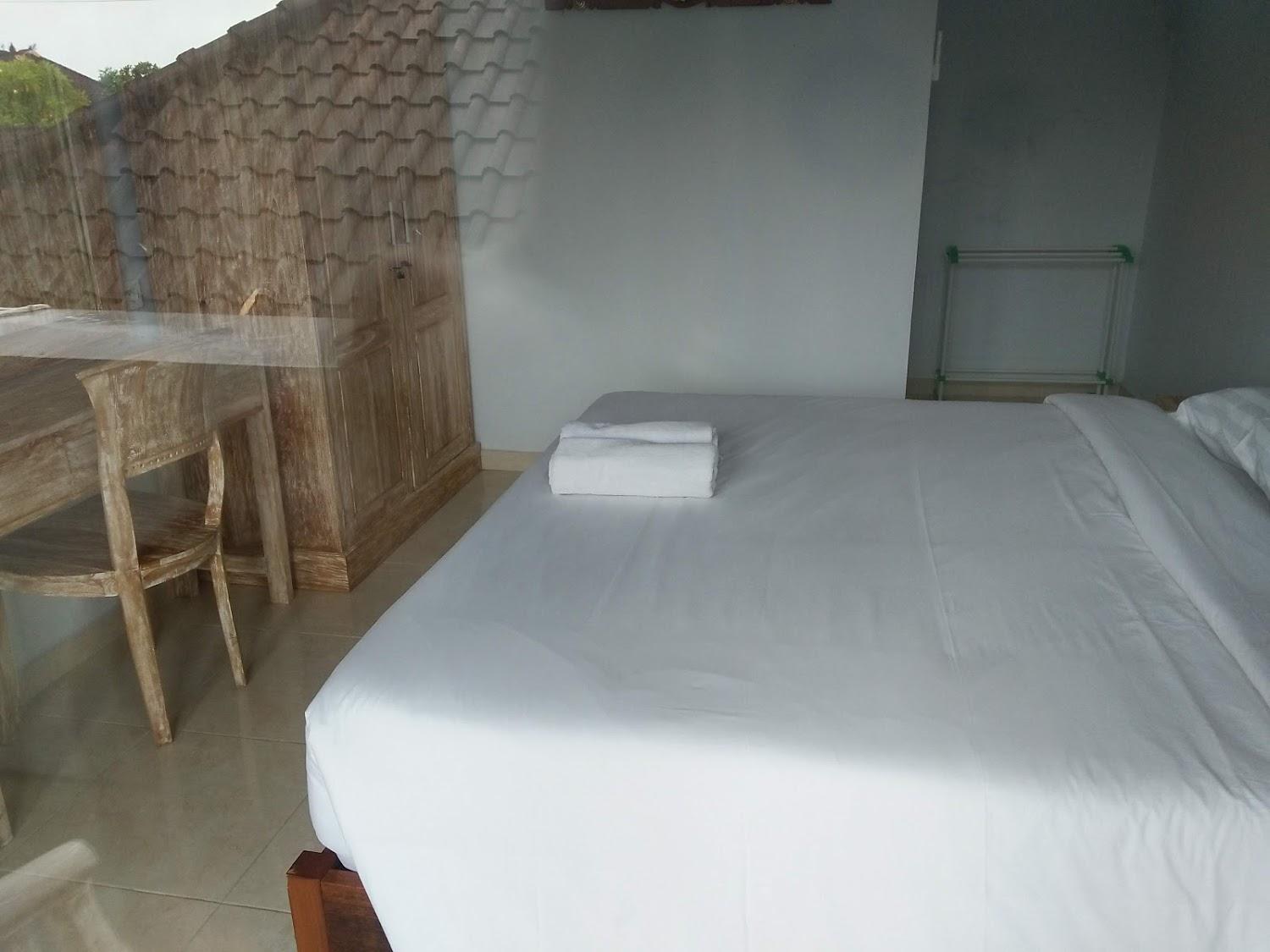Cover Image for ibus room