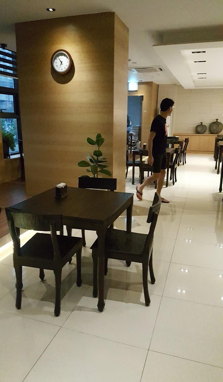 Cover Image for Business Design Hotel Luv