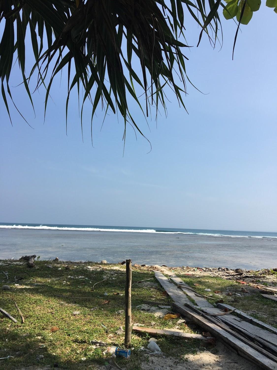 Cover Image for Karang Besi Losmen