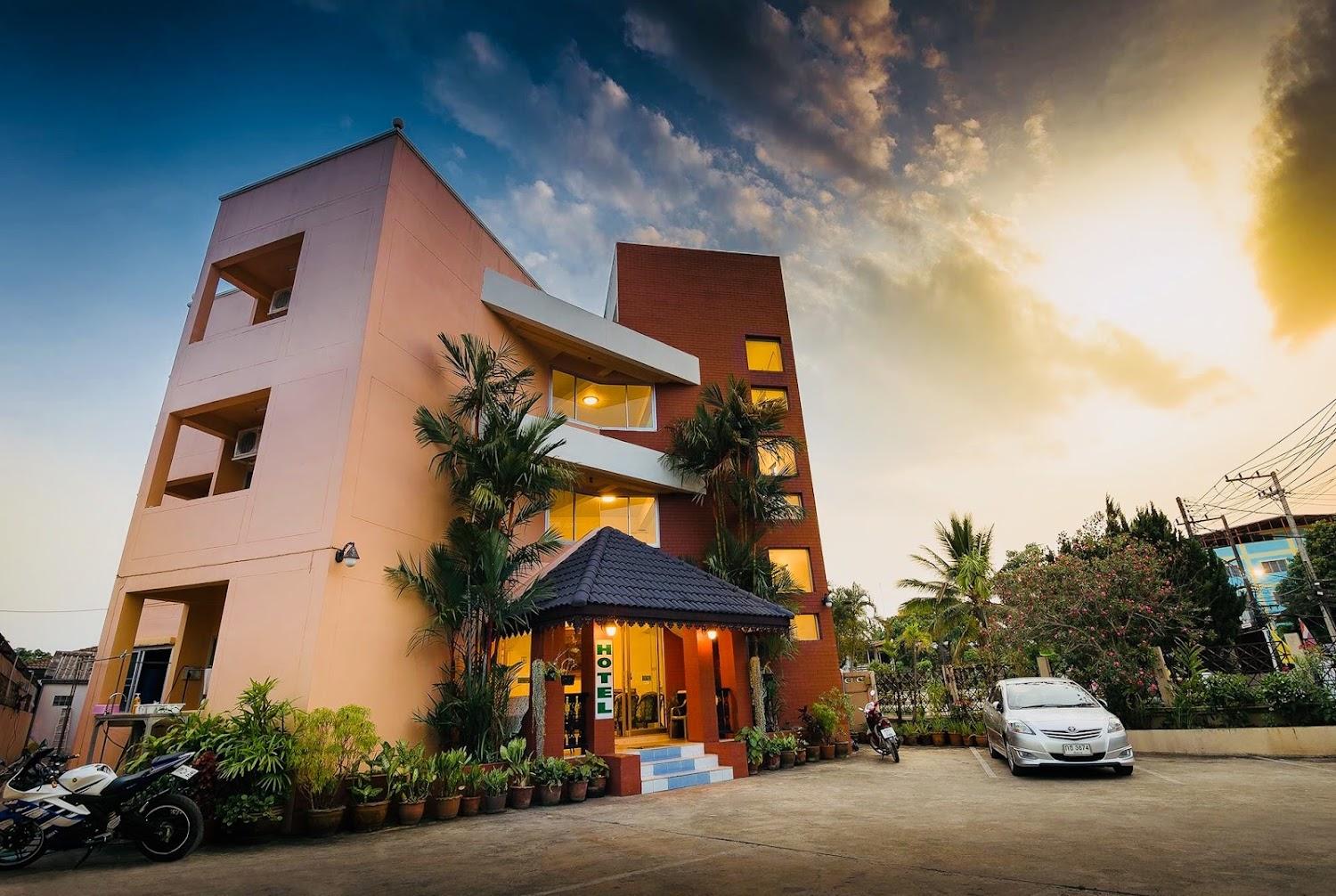 Cover Image for Baan Silp Hotel