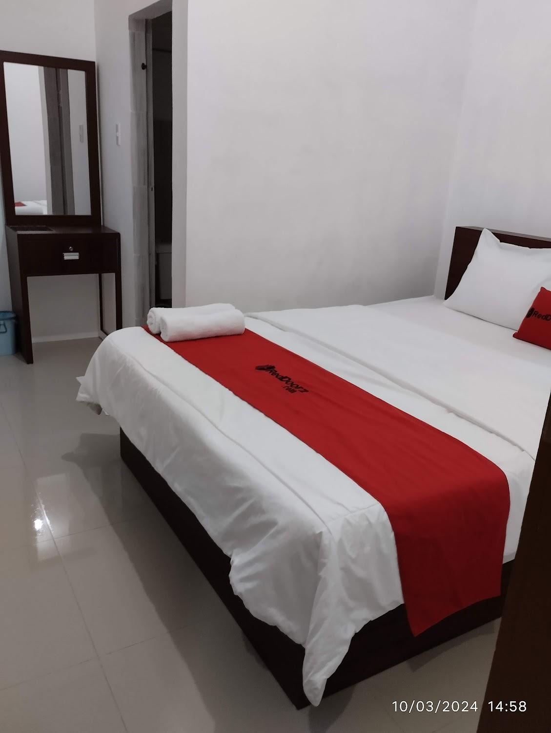 Cover Image for Gwen Hotel