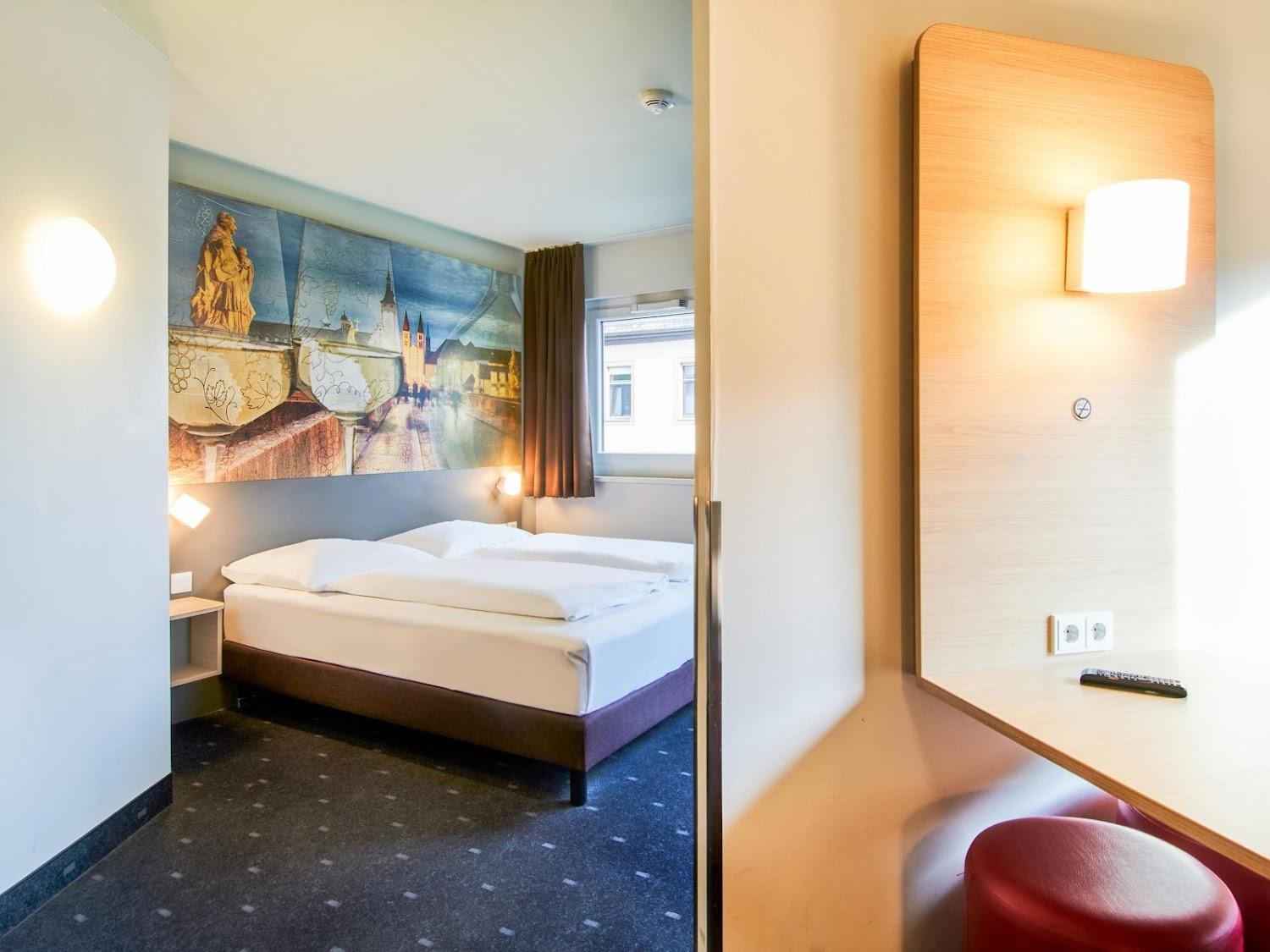 Cover Image for B&B HOTEL Würzburg