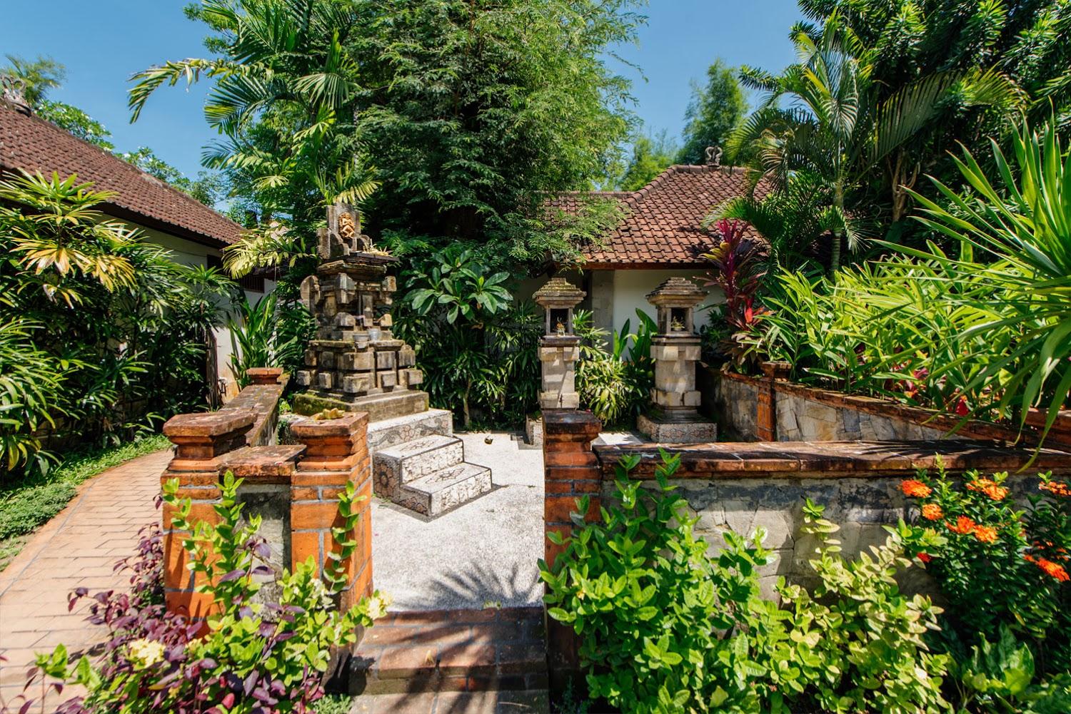 Cover Image for Karma Royal Candidasa