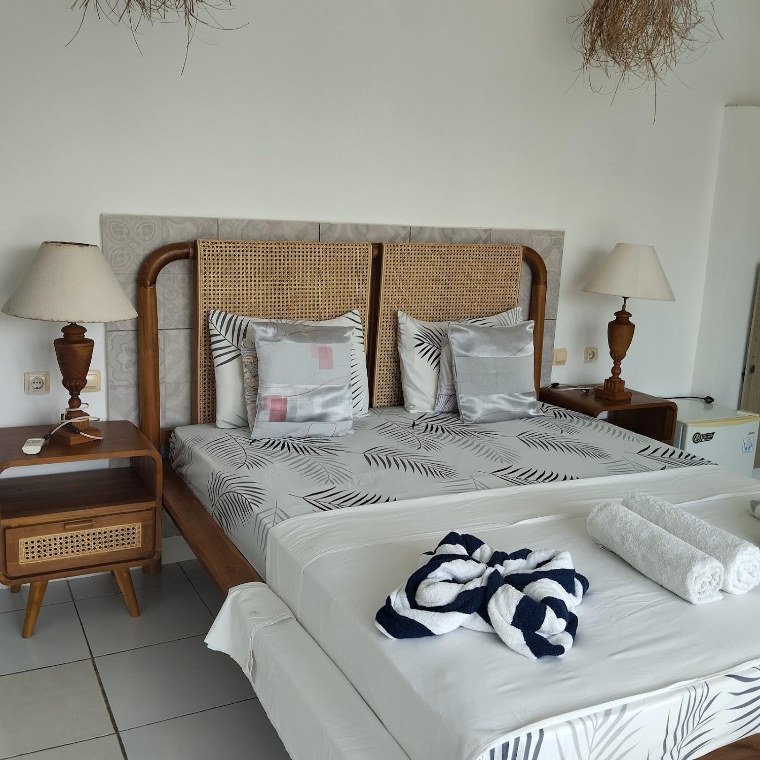 Cover Image for Palm Trees Villas