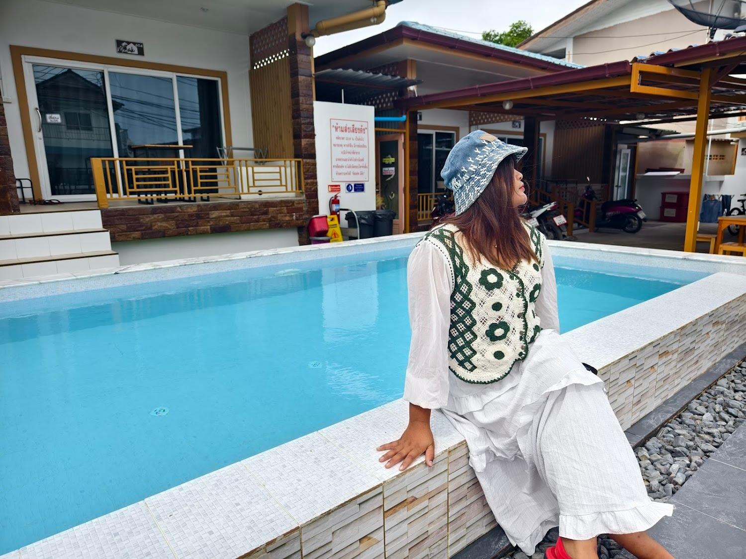 Cover Image for มีรัก พูลวิลล่า เกาะล้าน-meerak Pool Villa Kohlarn