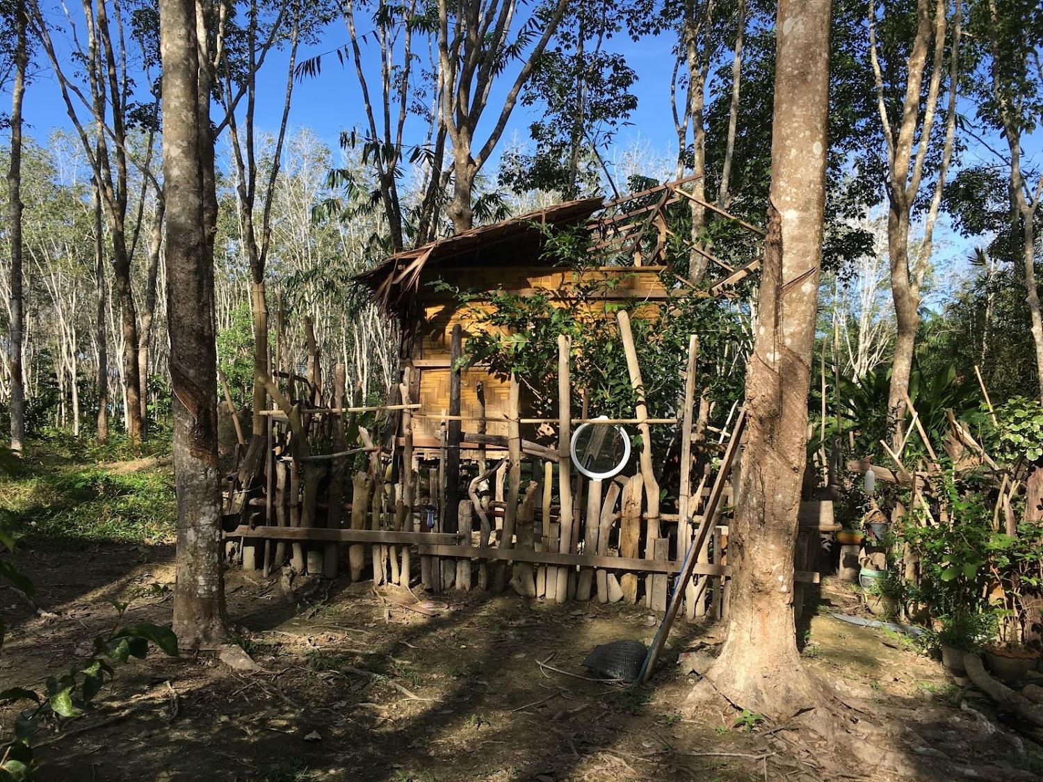 Cover Image for Lanta Maikeaw Bungalow