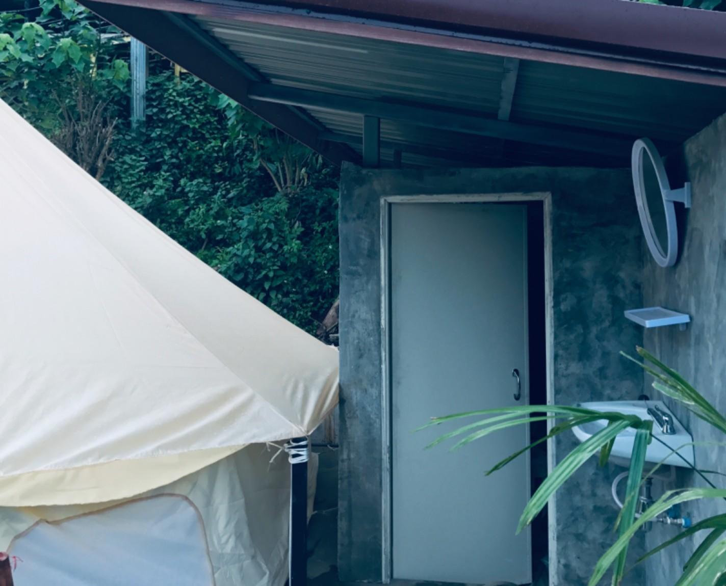 Cover Image for บ้านระเบียงฟ้า