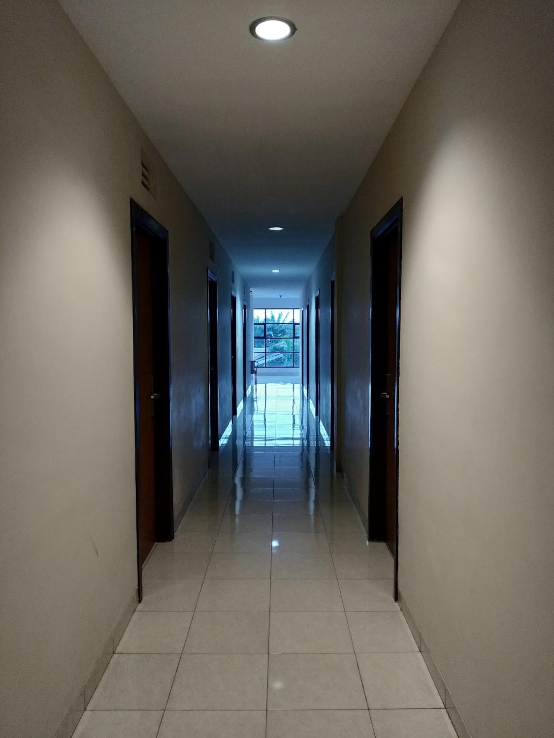 Cover Image for Johana Hotel