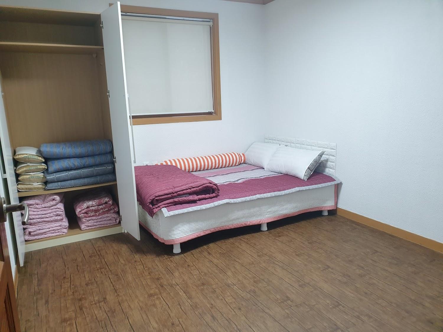 Cover Image for 학현청풍명월펜션
