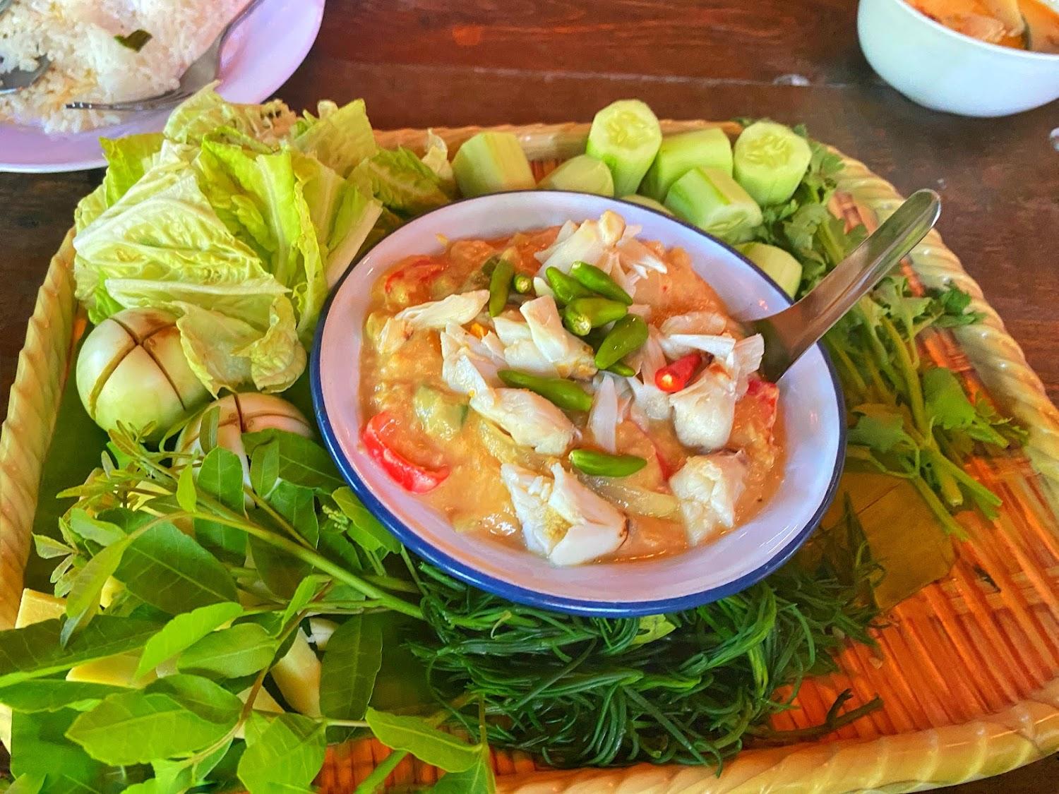 Cover Image for บ้านไร่น้ำอิง ร้านอาหารทะเลพื้นเมือง เพชรบุรี