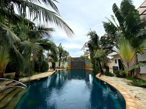 Cover Image for VIP Chain Resort