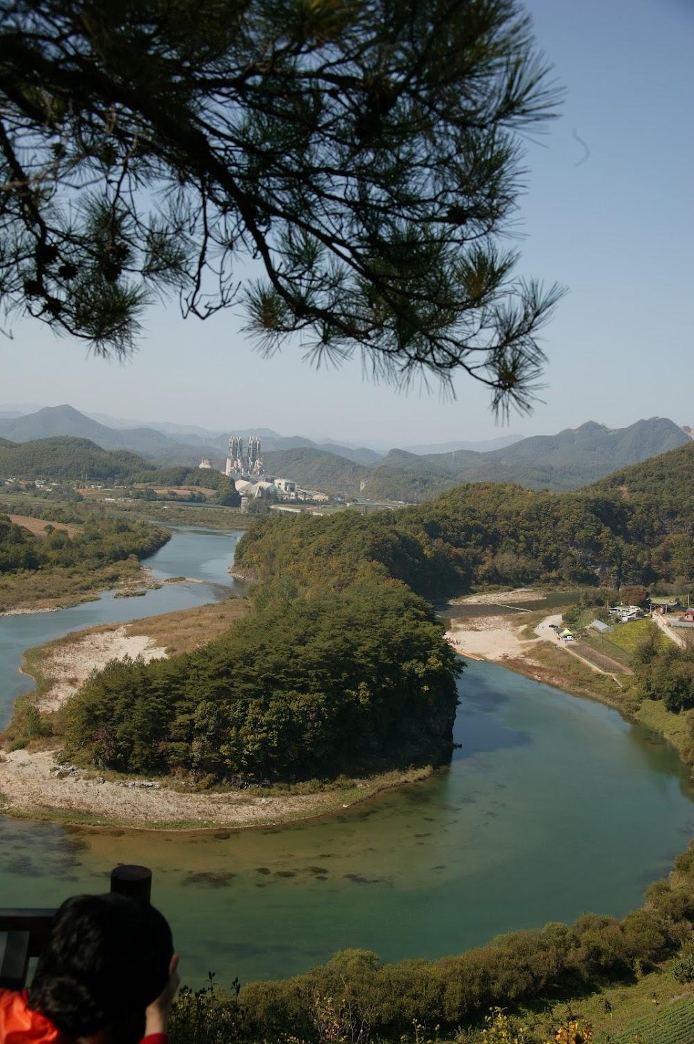Cover Image for 한반도리버펜션
