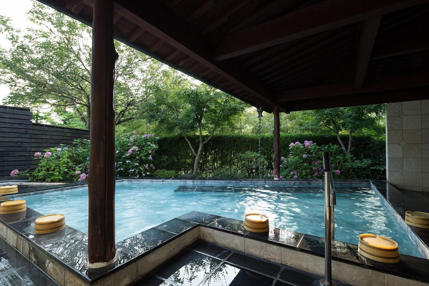 Cover Image for Okutsu Onsen resort Komeya Club