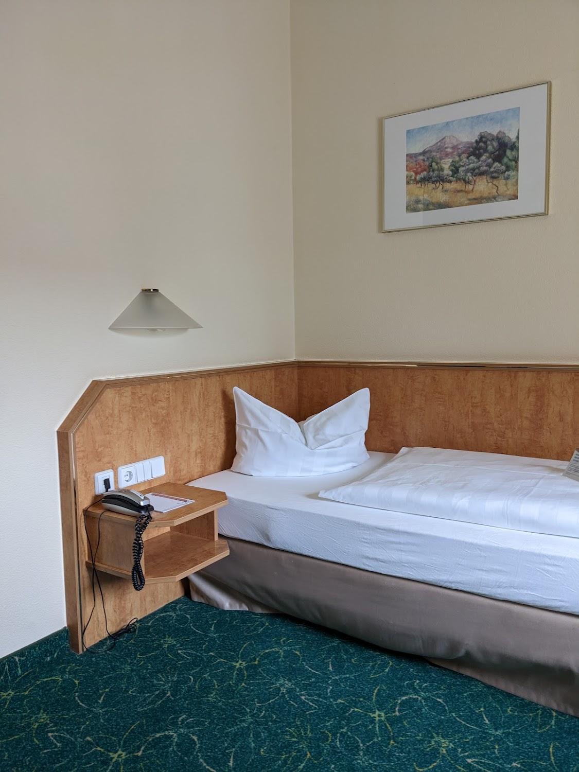 Cover Image for City Park Hotel