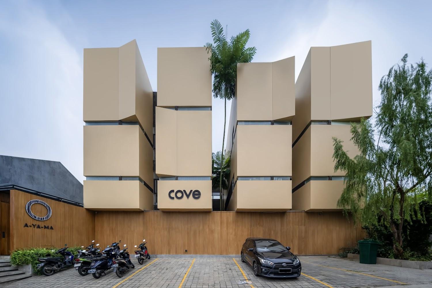 Cover Image for Cove Ayama