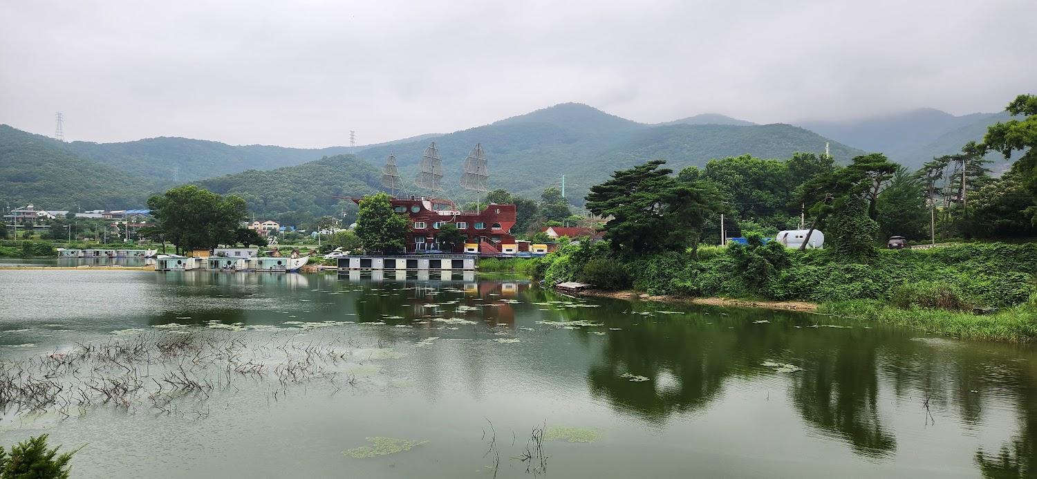 Cover Image for 강화호수의집