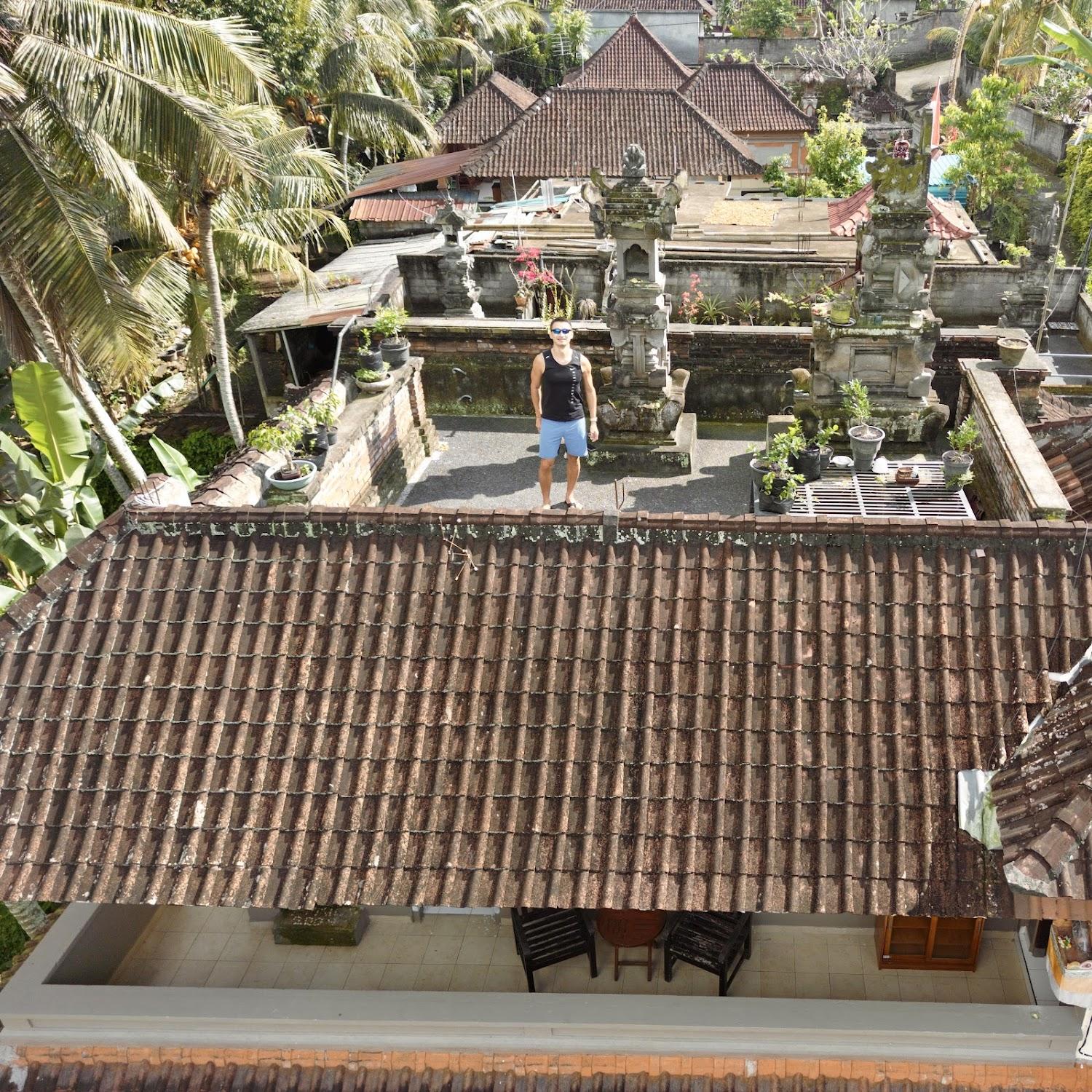 Cover Image for Twin Inn